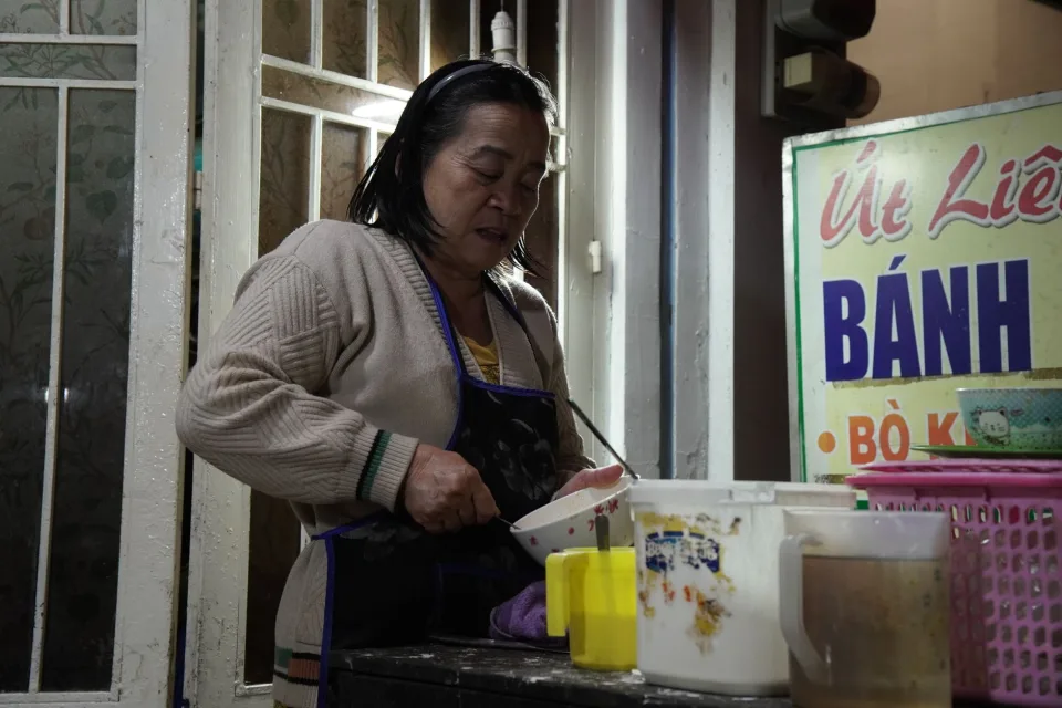 Cơm gà nóng hổi